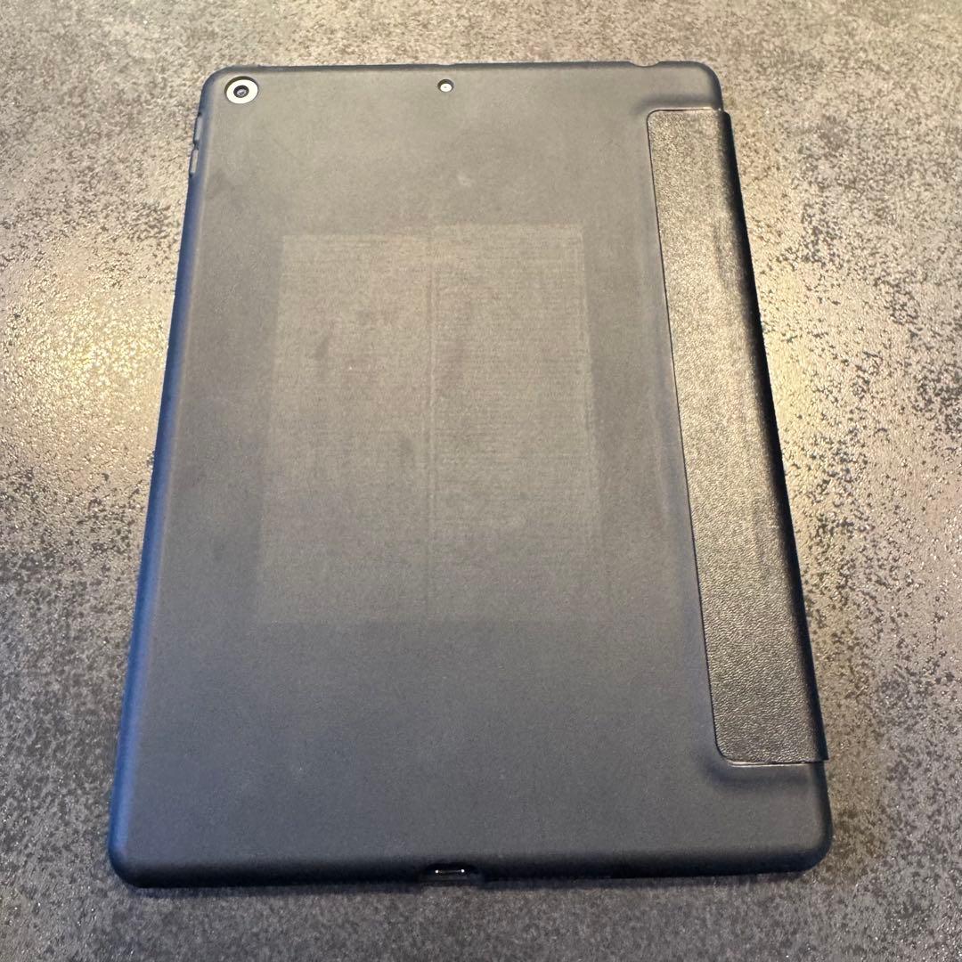 iPad8 第8世代 32GB WIFIモデル　スペースグレー