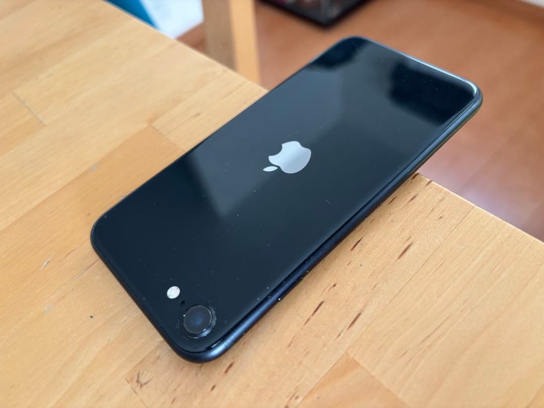 iPhone SE 第2世代 (ブラック)
