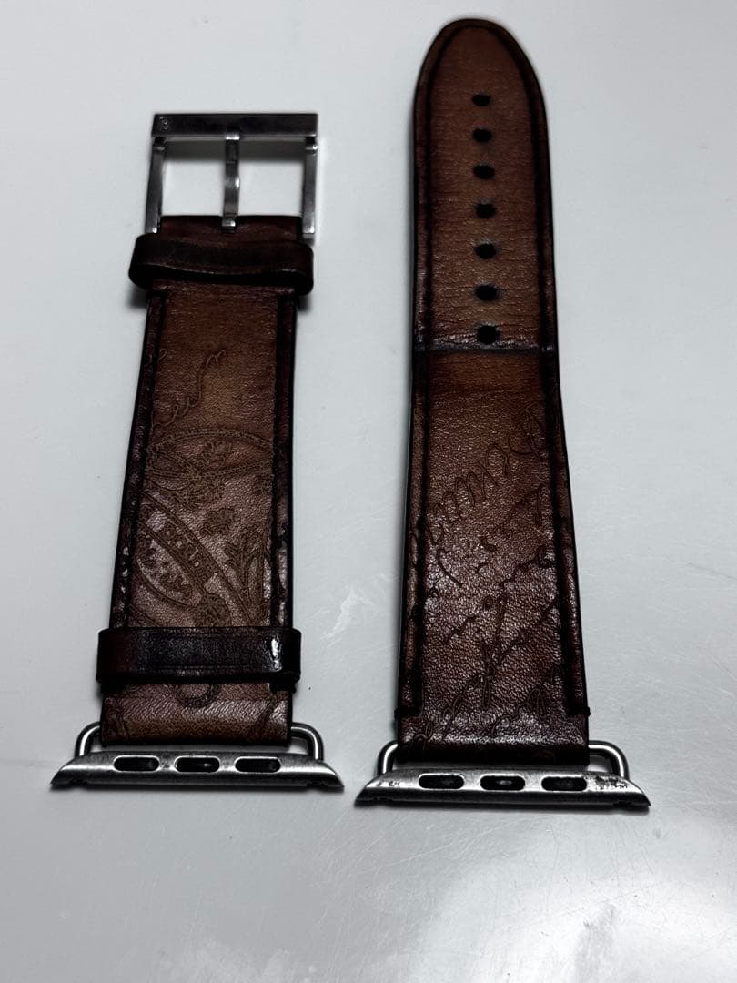 ベルルッティ　ヴェネチア　アップルウォッチ　ブレスレット