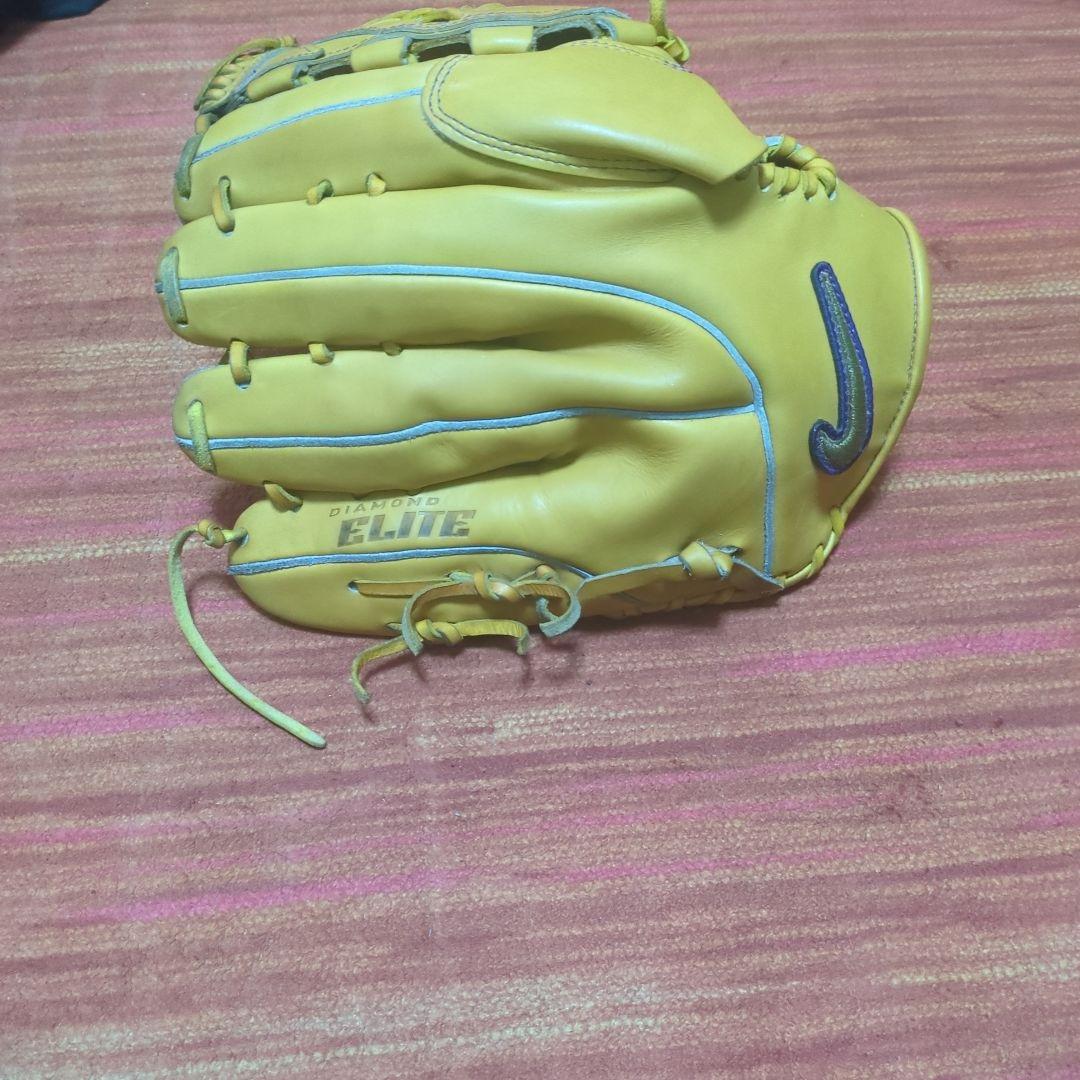 NIKE 硬式投手用グローブ