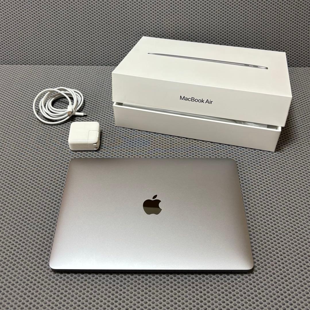 MacBook本体 Apple MacBook Air M1 16GB 512GB