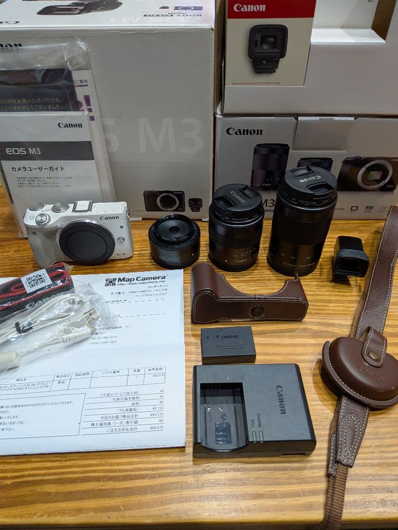 最終値下げ中！EOS M3 ダブルレンズ+単焦点F2+電子ビューファインダー