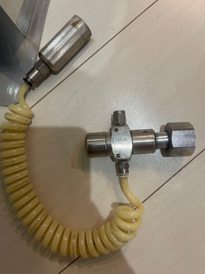 エスプーマアドバンス　ガス充填機　スタンド　ディスペンサーM