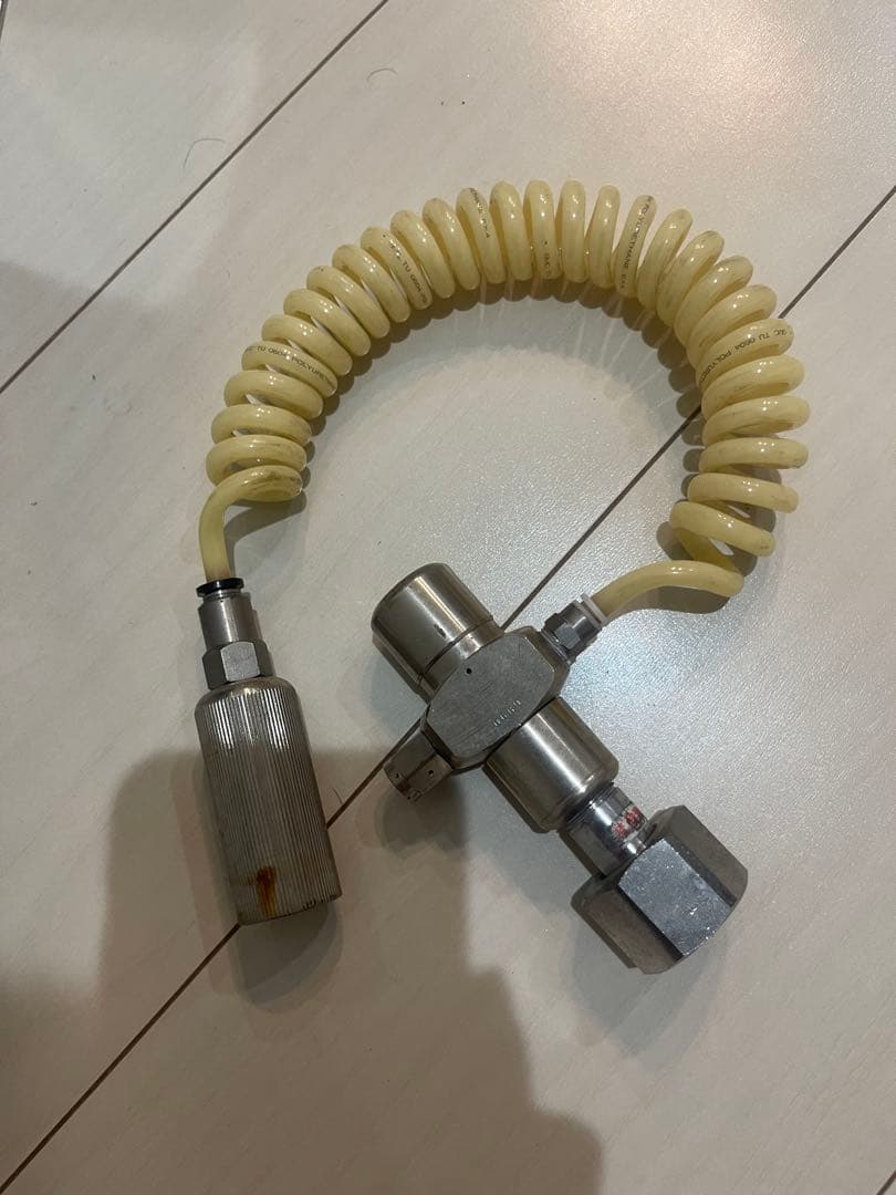 エスプーマアドバンス　ガス充填機　スタンド　ディスペンサーM