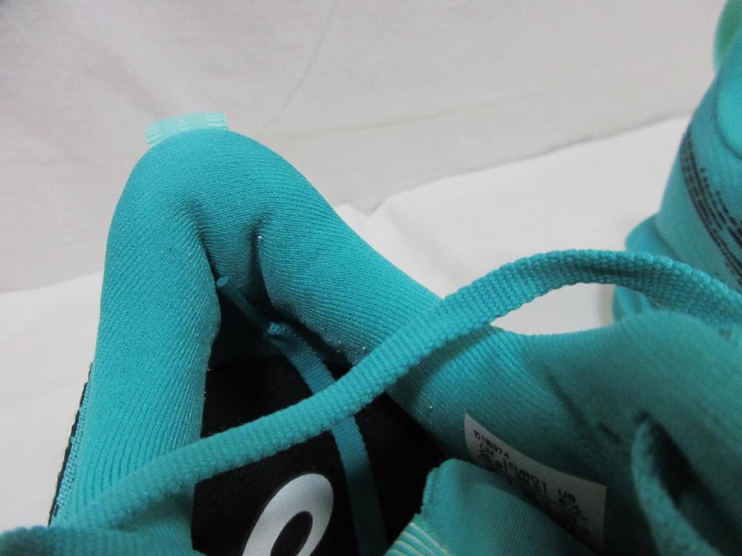 アシックス NOVA BLAST ノヴァブラスト　ランニングシューズ