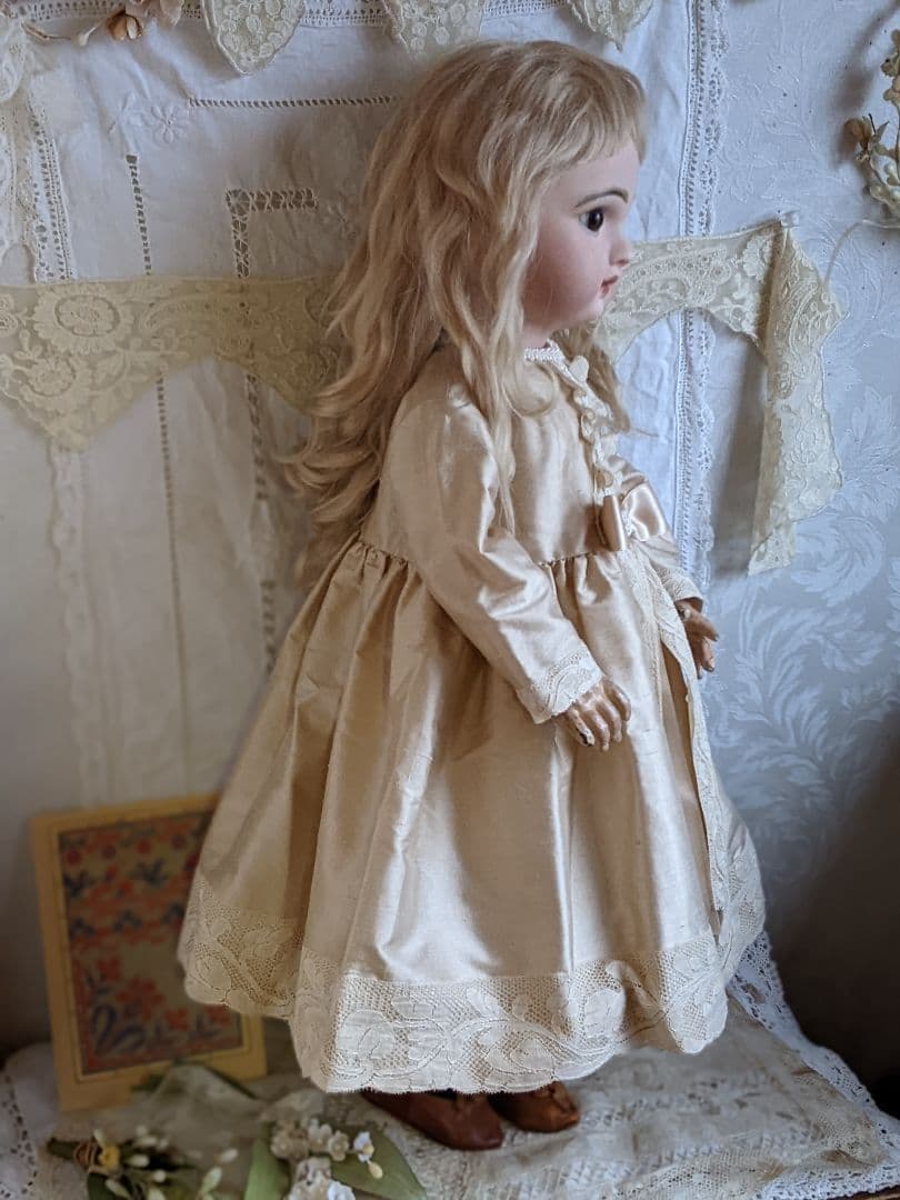 【k】アンティークビスクドール用のワンピース　52cmぐらい用