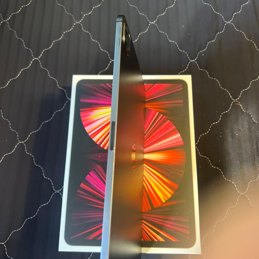 【美品】　iPad Pro 第3世代　512gb