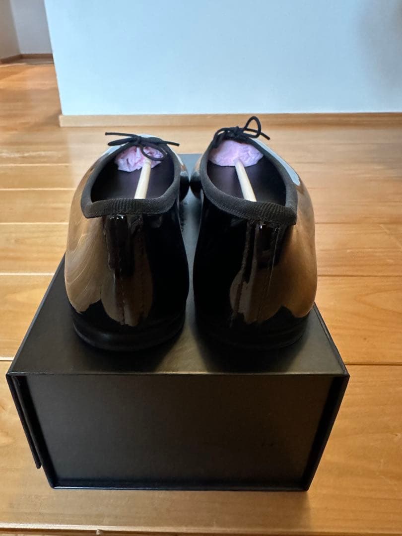 レペットブラックエナメルシューズ37