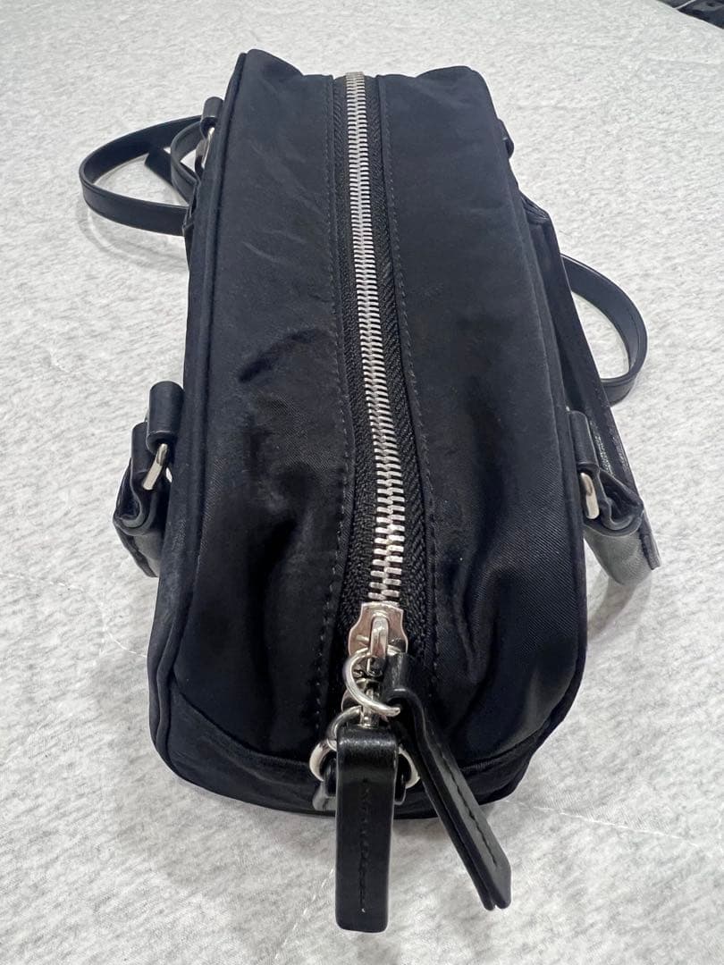 。*見様 BABY SPORTY TOTE BAG IN BLACK