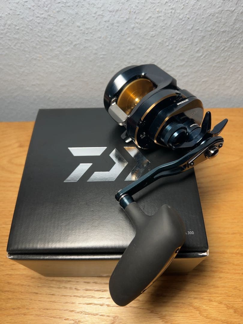 25ソルティガ300 おまけジグ付き