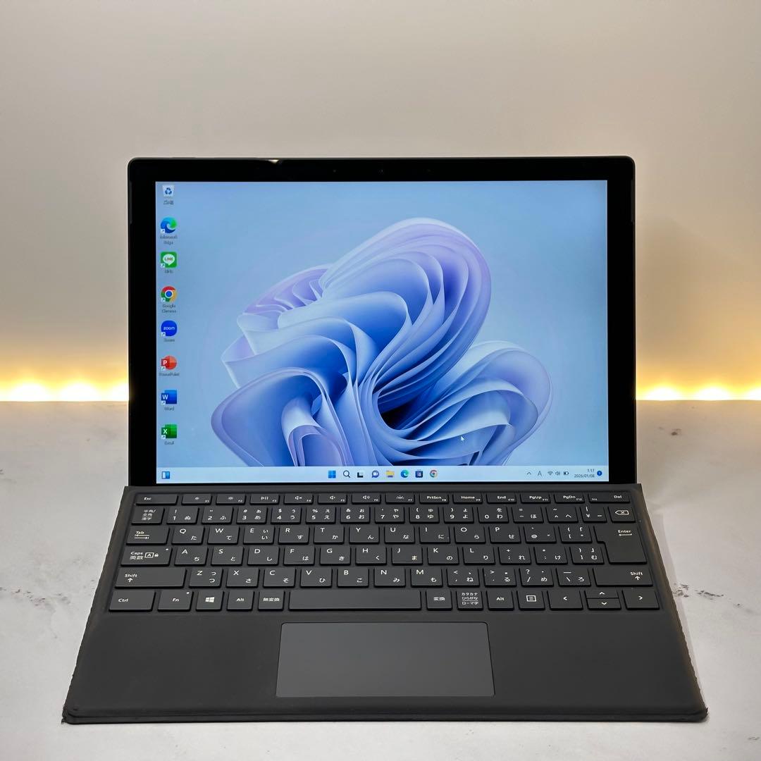 【ブラックモデル】Surface Pro7 BLACK Corei5/8/256
