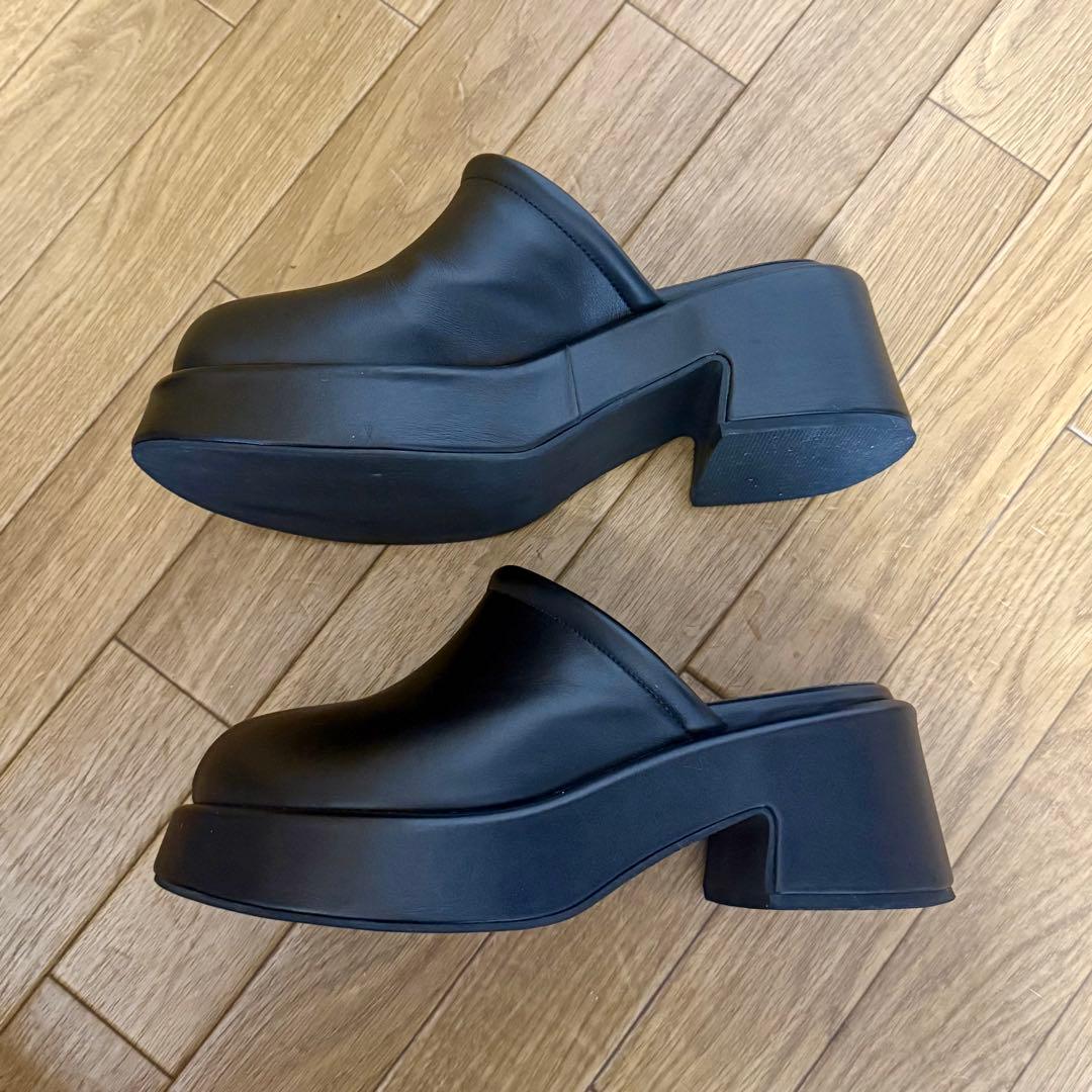 靴 ORR Toggle Clogs