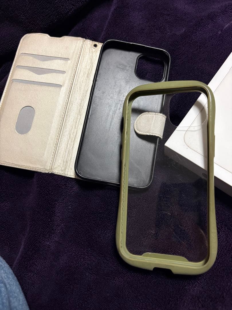 美品 iPhone13 128GB SIMフリー ホワイト 純正充電ケーブル付