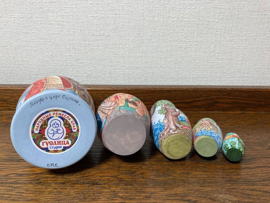 ロシア雑貨☆ プーシキン原作「サルタン皇帝」民話マトリョーシカ(5P)オルガ作