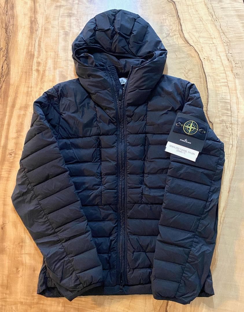 26SS【新品】STONE  ワッペンパッチ ダウンジャケット M