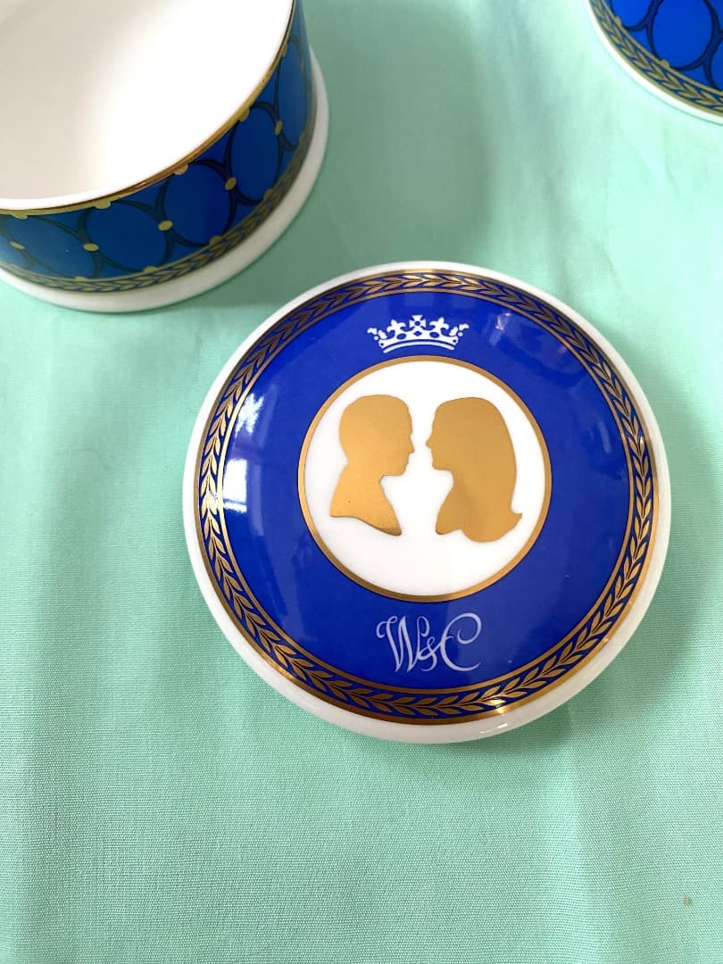 ウェッジウッド　ウィリアム王子御成婚記念 陶磁器皿