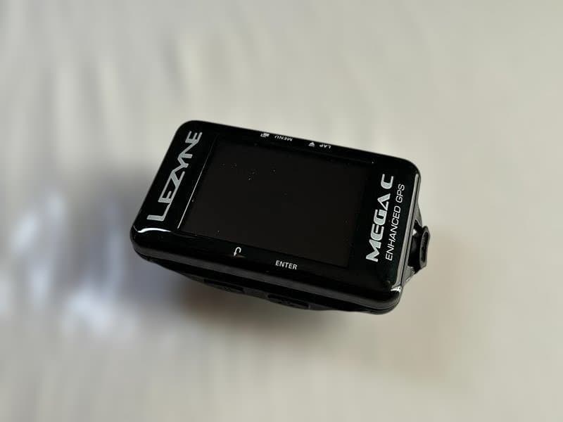 サイクルコンピューター & 取り付け金具 & ライト