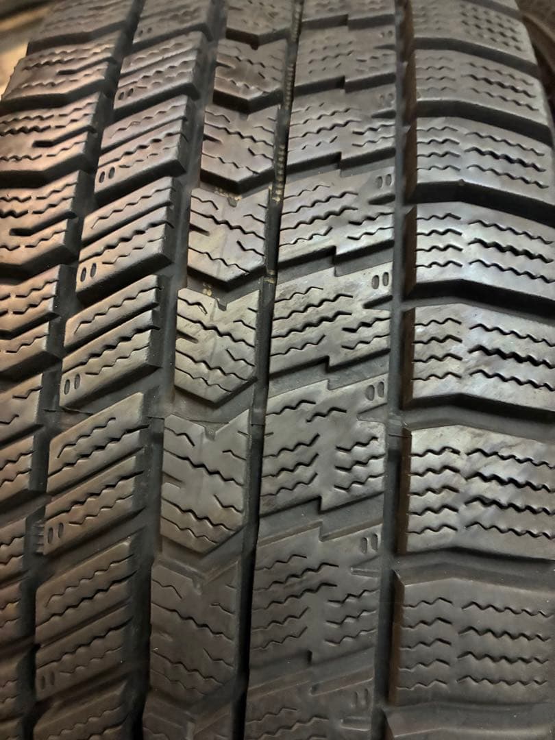 即決歓迎✨フィット、旧アクア、ヤリスに❗️185/60R15スタッドレスセット❗️