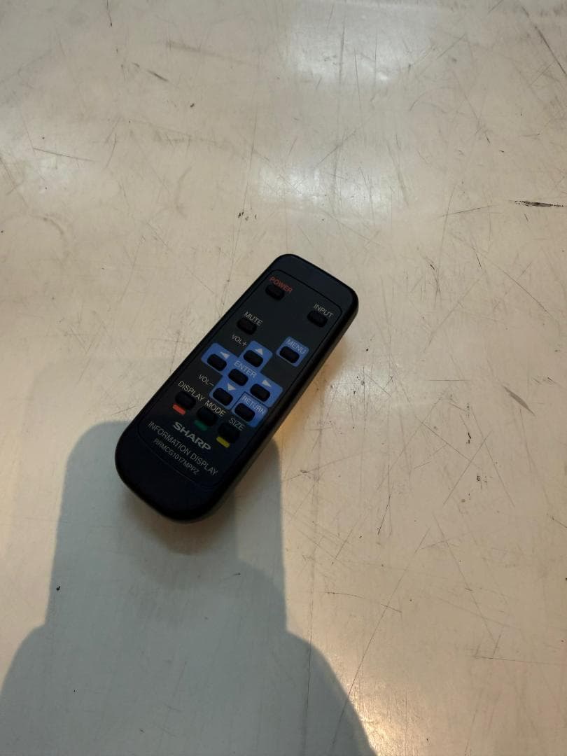 SHARPサイネージディスプレイ 32型 PN-Y326A イーゼルスタンド付