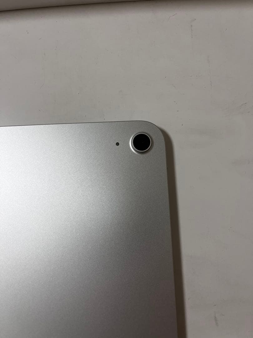 Apple Ipad 10世代 64GB [ほぼ新品] 強化ガラス付き