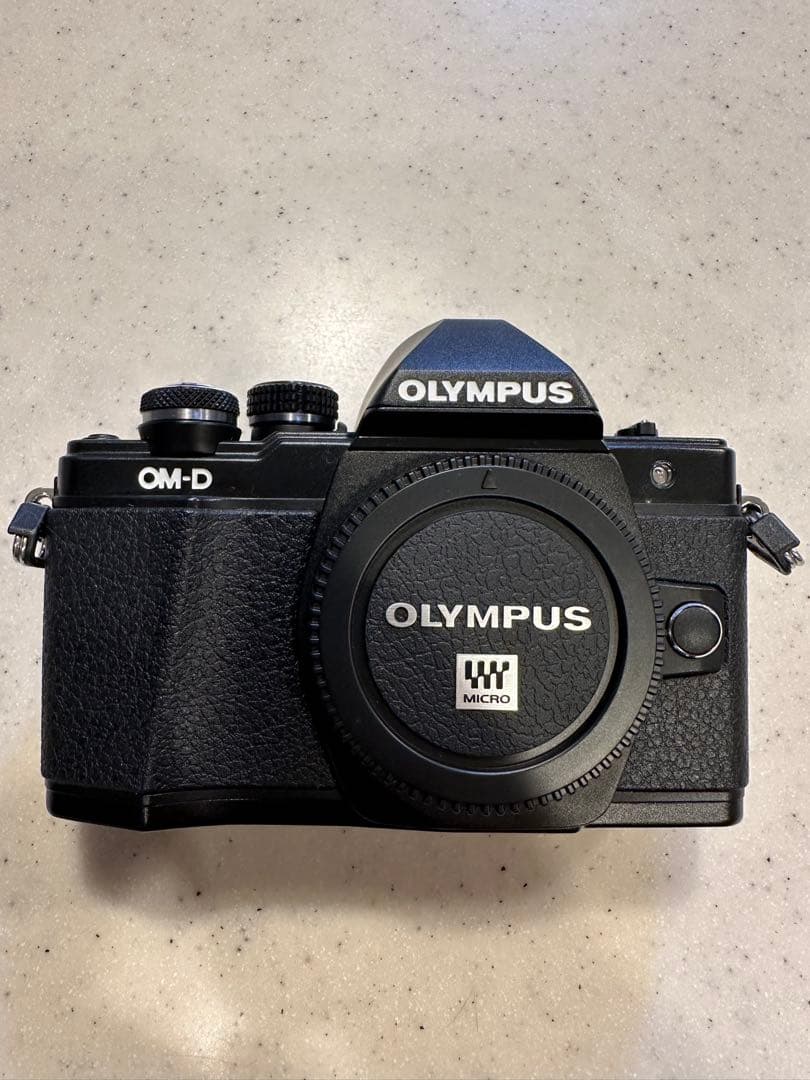 OLYMPUS OM-D E-M10 MarkII ブラック　美品