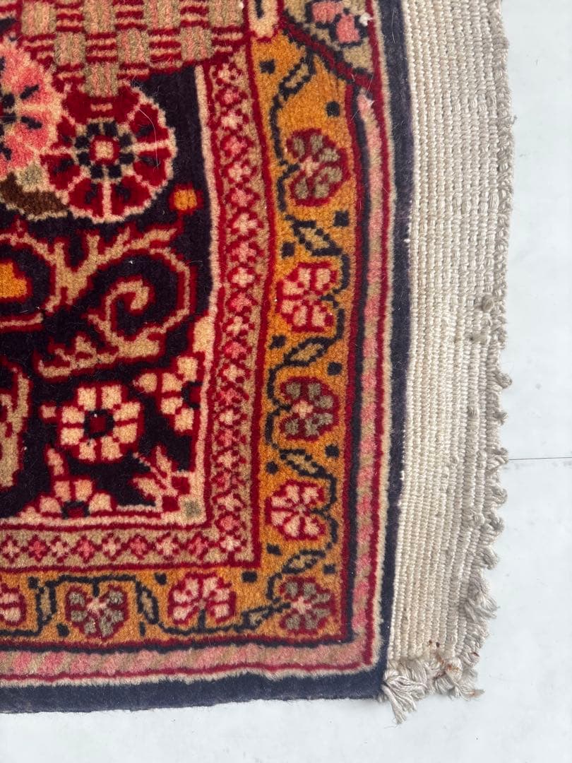 【ダメージ有り・早い者勝ち】ペルシャ絨毯　ウール　手織り　パキスタン　トルクメン
