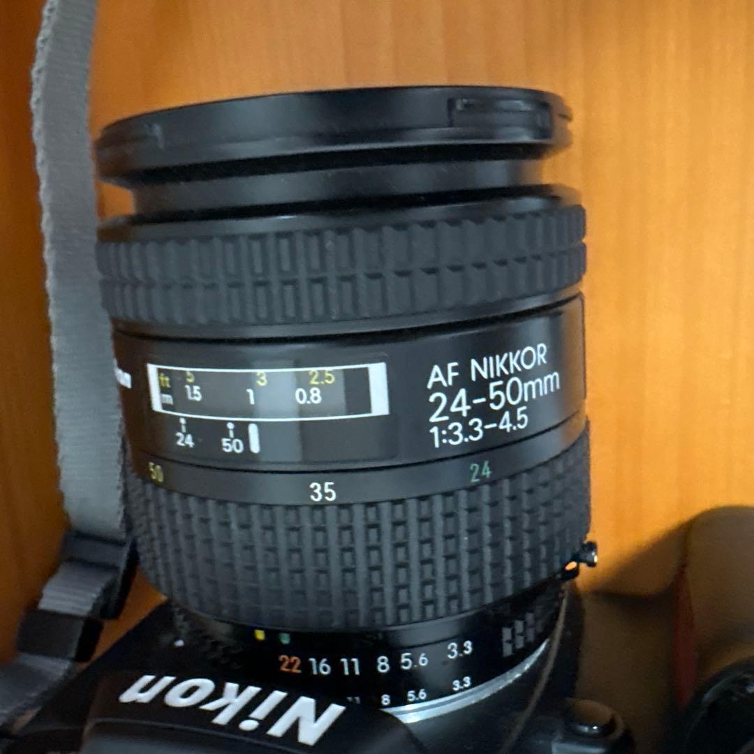 フィルムカメラ nikon f80 / AF NIKKOR f3.3-4.5 24-50mm