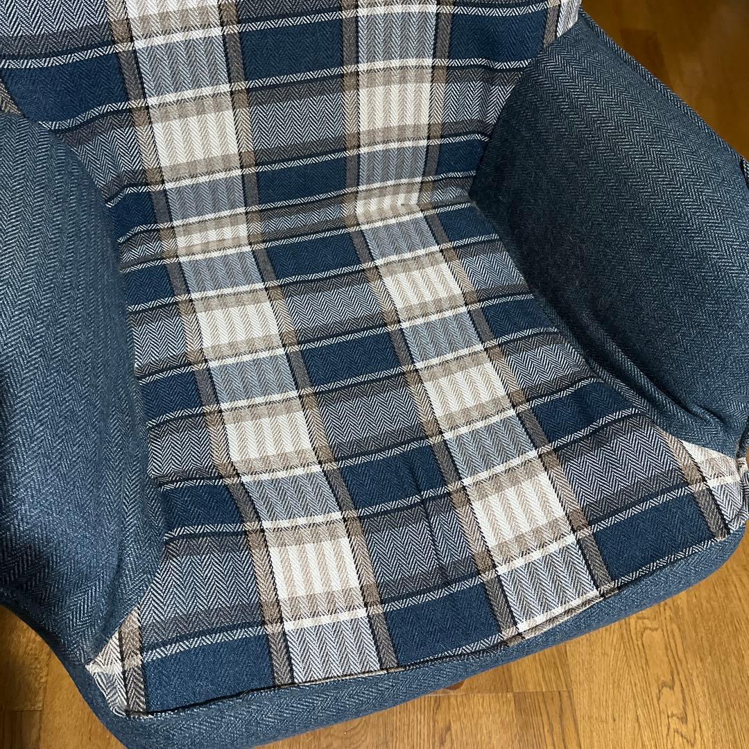 一人掛けソファ　肘掛け付き　ハイバック背もたれ　回転式　高座椅子