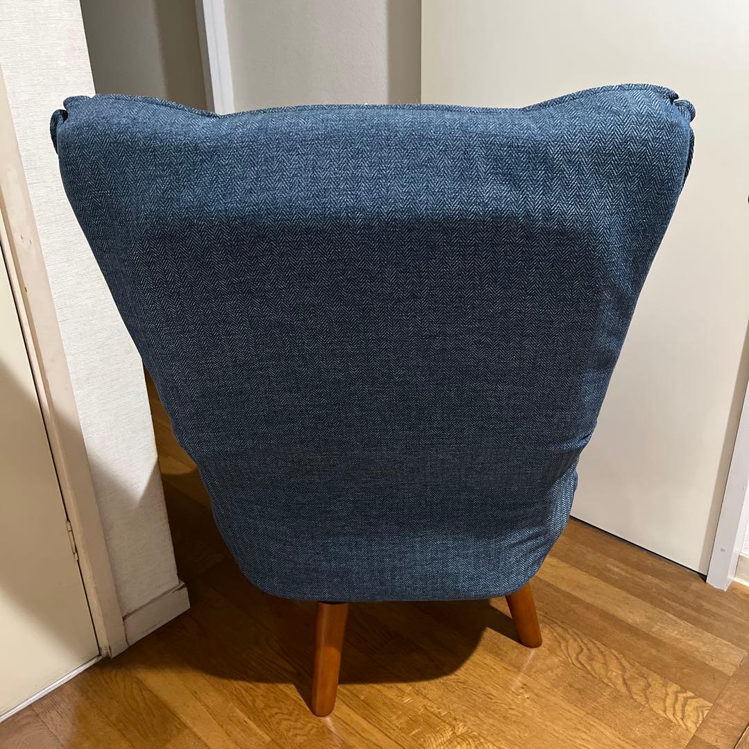 一人掛けソファ　肘掛け付き　ハイバック背もたれ　回転式　高座椅子