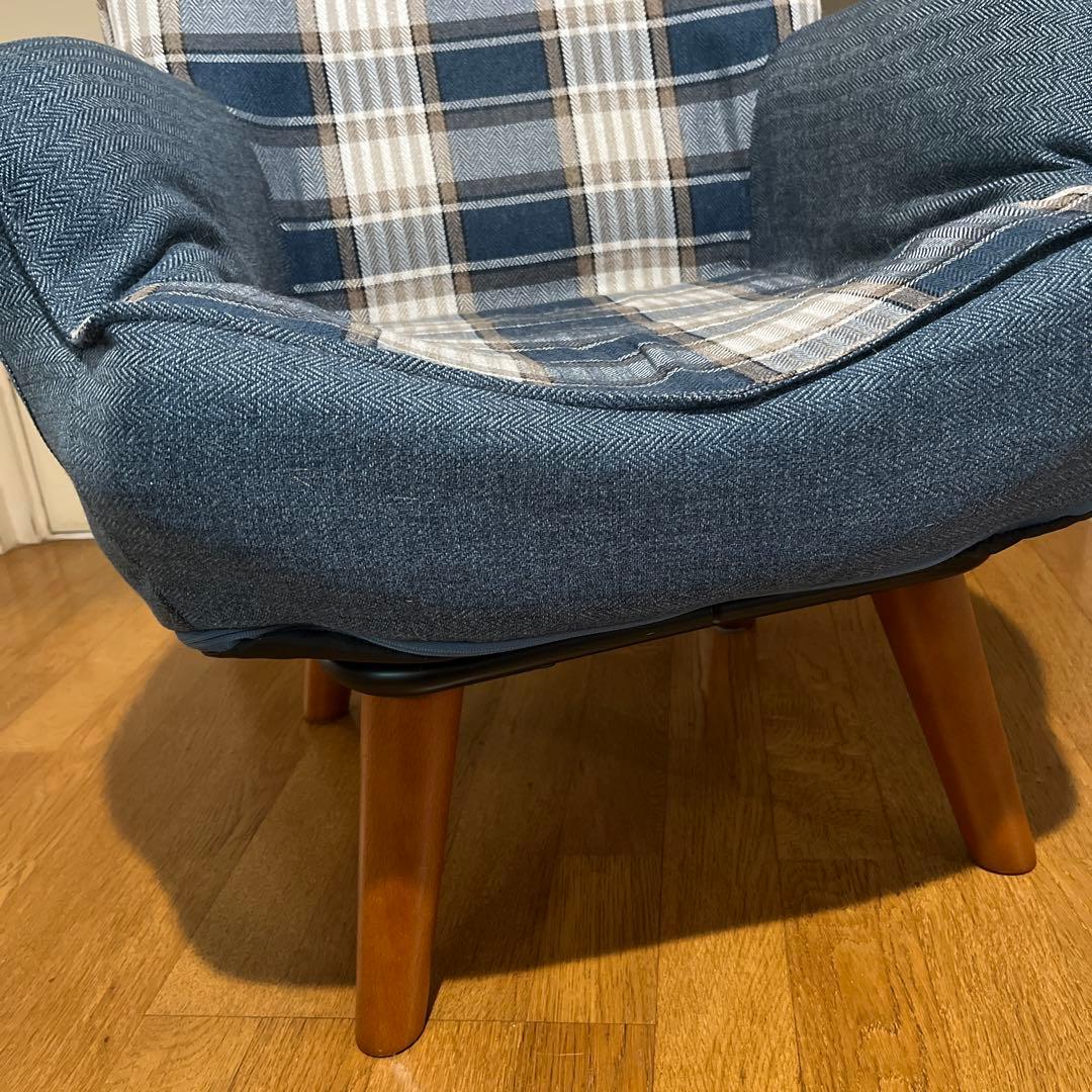 一人掛けソファ　肘掛け付き　ハイバック背もたれ　回転式　高座椅子