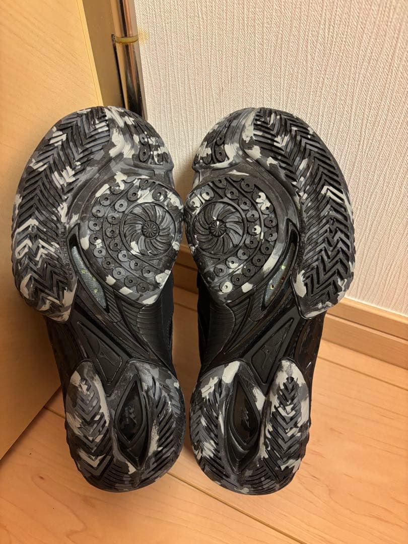 未使用MIZUNO ミズノWAVE CLAW PRO オールブラック 23.5