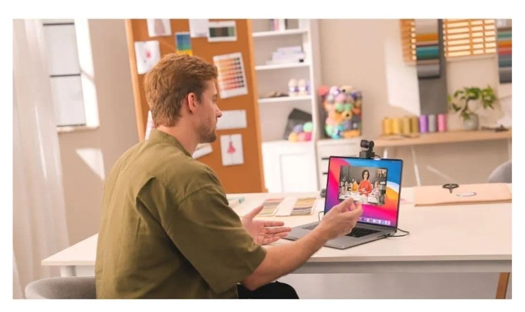 週末限定セールOBSOT 4Kウェブカメラ 自動追尾機能付き