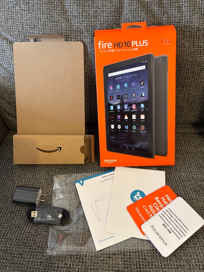 Amazon fire HD 10 PLUS 中古 Anker充電スタンド付き