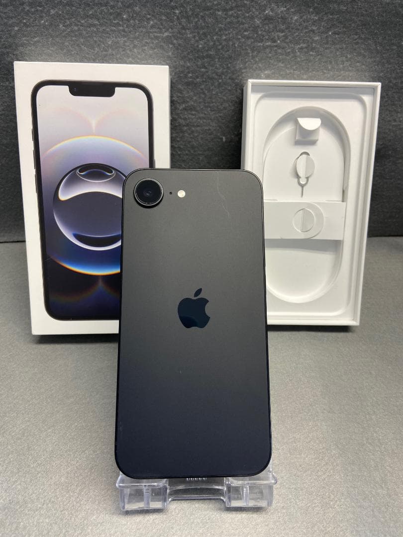 ほぼ未使用品 国内版 SIMフリー iPhone 16e 128GB ブラック色