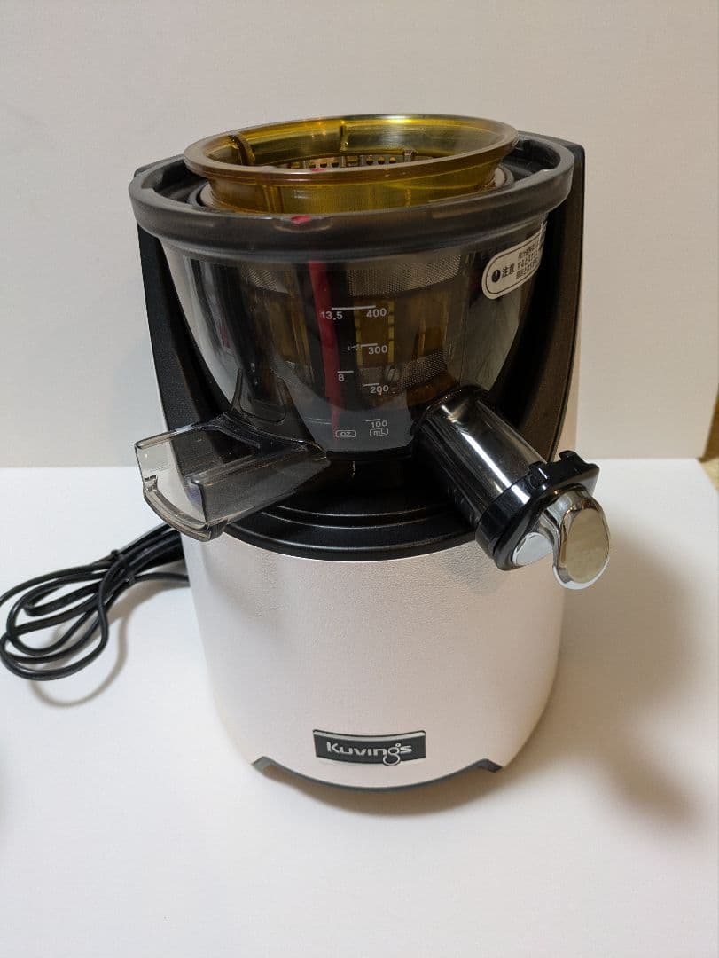 キッチン家電 Kuvings Whole Slow Juicer EVO-820