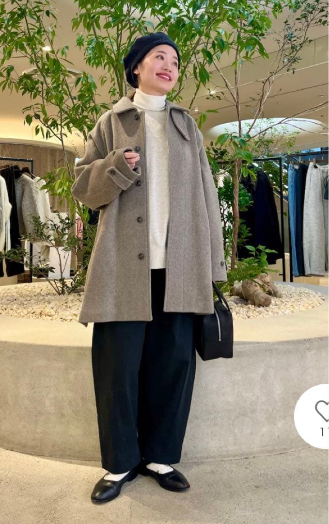 タグ付き未使用品　かぐれ　ウールバックタックショートコート