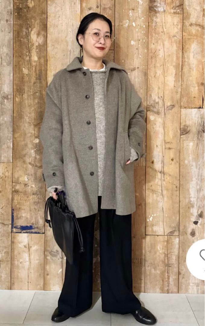 タグ付き未使用品　かぐれ　ウールバックタックショートコート