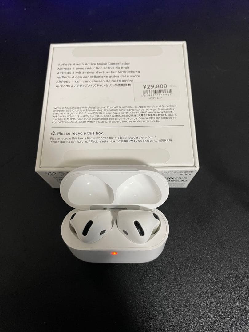 AirPods 4 ホワイト アクティブノイズキャンセリング