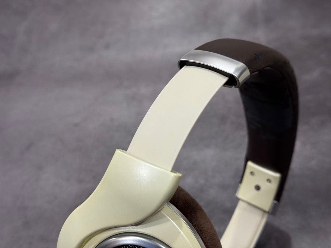 ゼンハイザー ヘッドホンSENNHEISER HD599