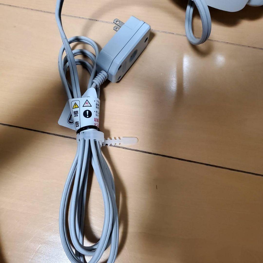 激安デロンギオイルヒーターHJ0812美品早いもの勝ちです！