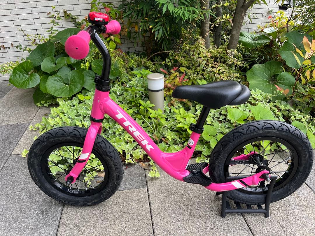 TREK　Kickster　トレック　キックバイク　ピンク
