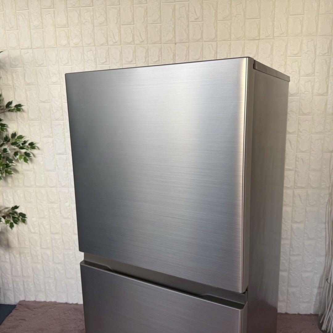 ふるふる ✨アクア　冷蔵庫　AQR-26R（N）　2024年　美品