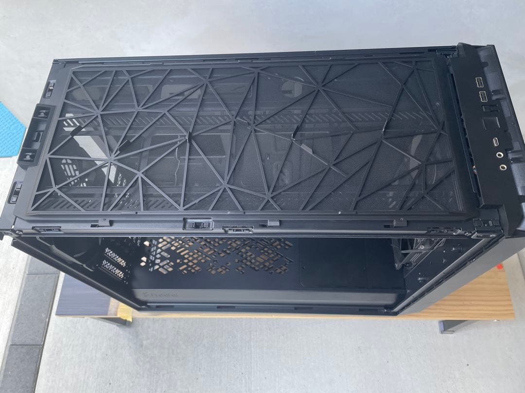 Fractal Meshify 2ミドルタワーPCケース