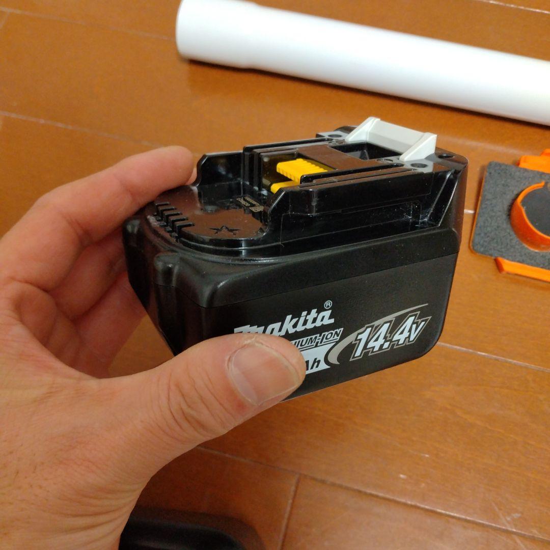 マキタ スティッククリーナー 本体 バッテリー 充電器 スタンド付き 14.4V
