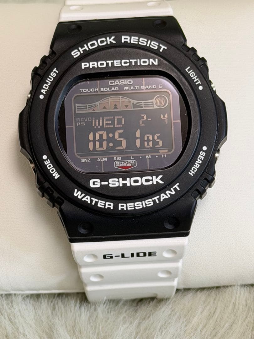 美品✨G-SHOCK G-LIDEホワイト×ブラック GWX-5700SSN