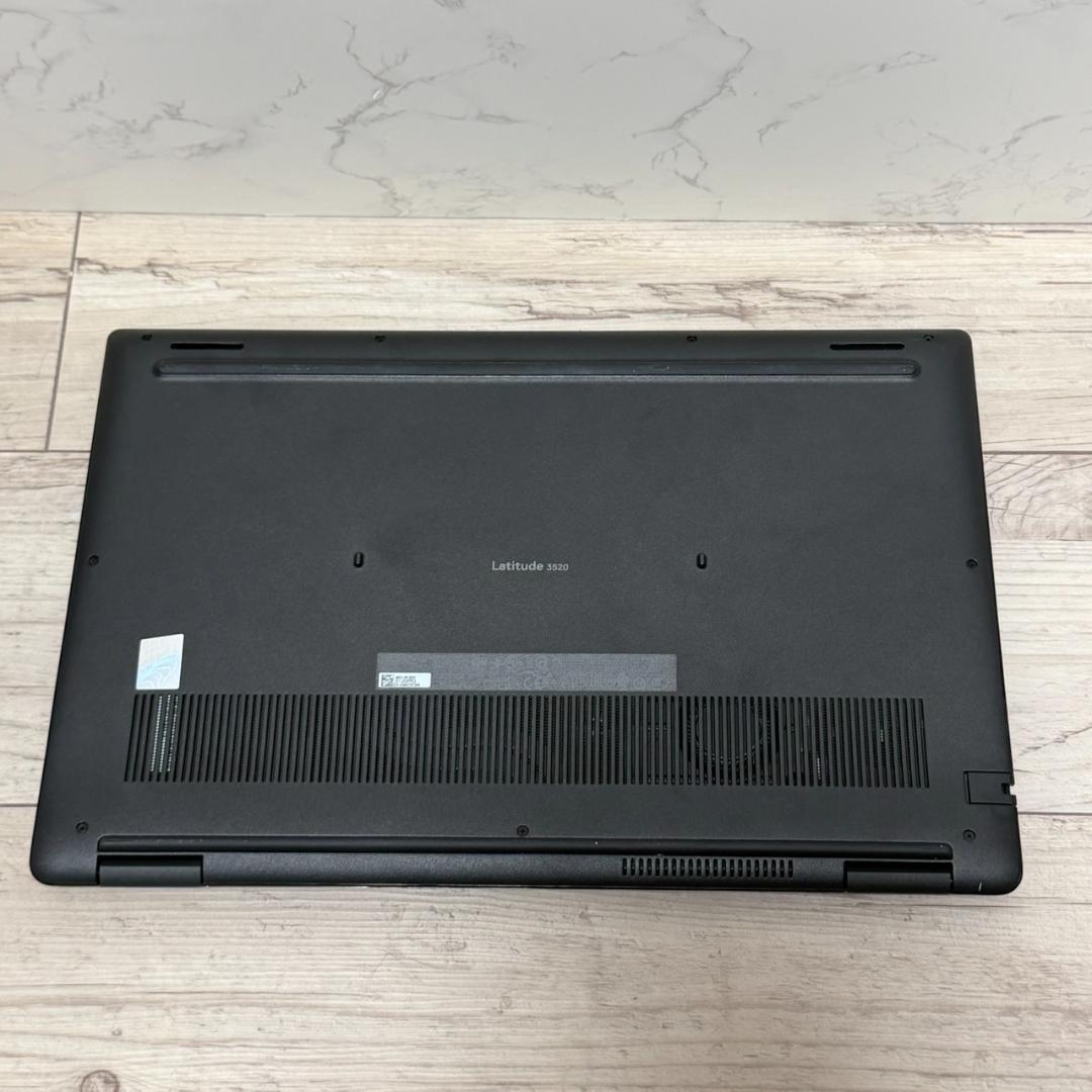 第11世代i5 メモリ16GB テンキー付き バッテリー良 15.6インチ