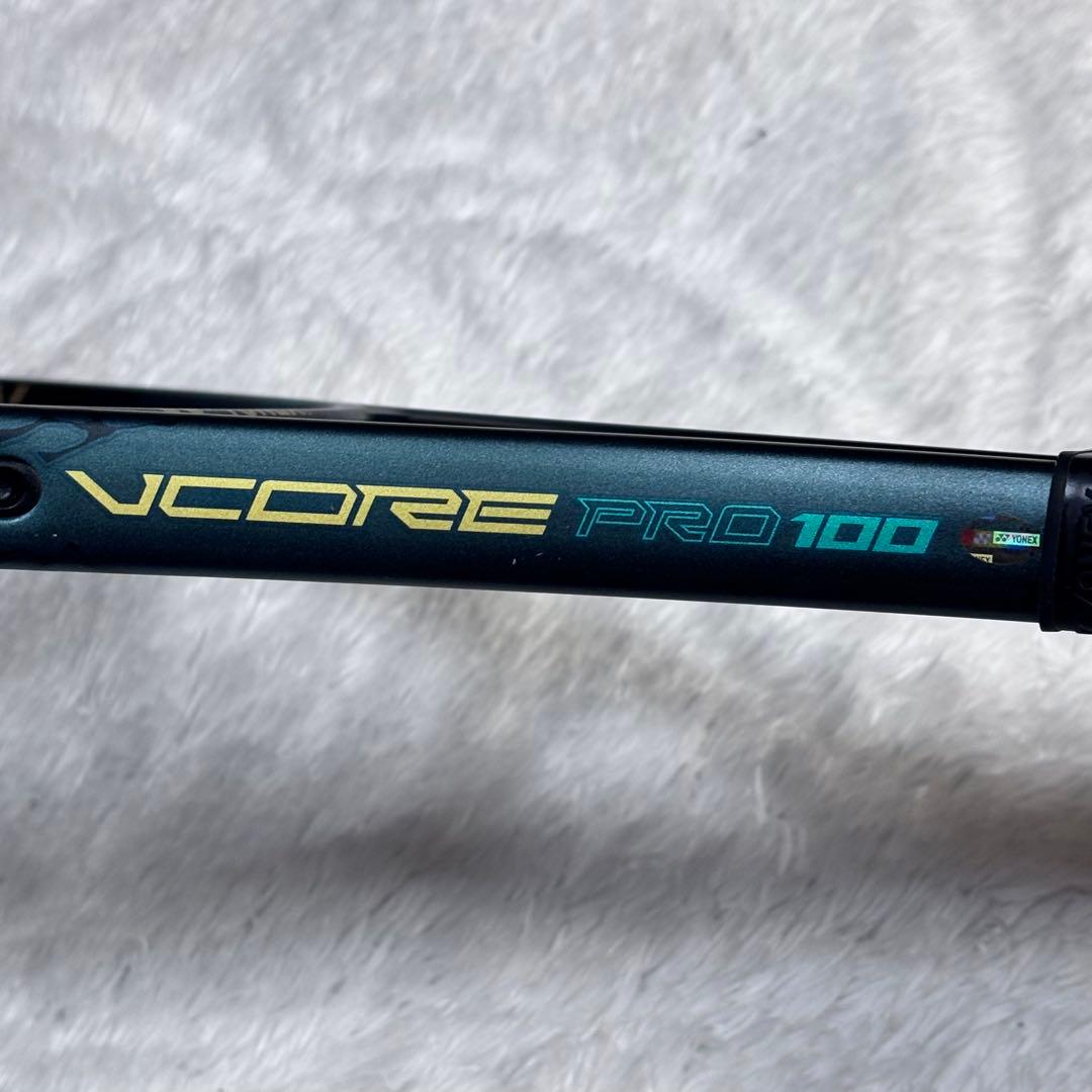 ✨美品✨ YONEX VCORE PRO100 硬式テニスラケット G2