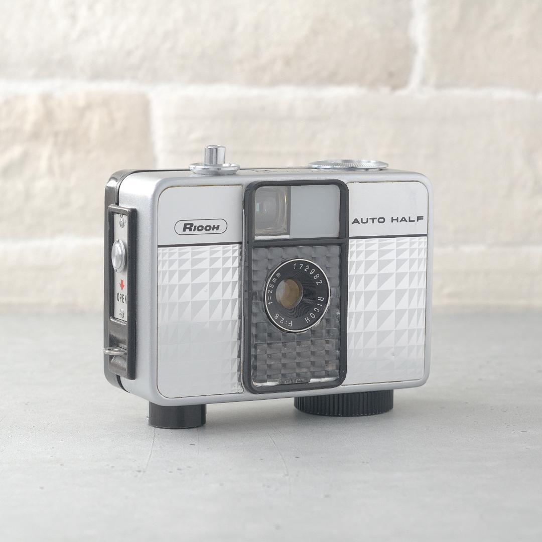 ✽AUTO　HALF　Ｅ✽ハーフカメラ✽リメイク✽リコー❀オートハーフ❀④