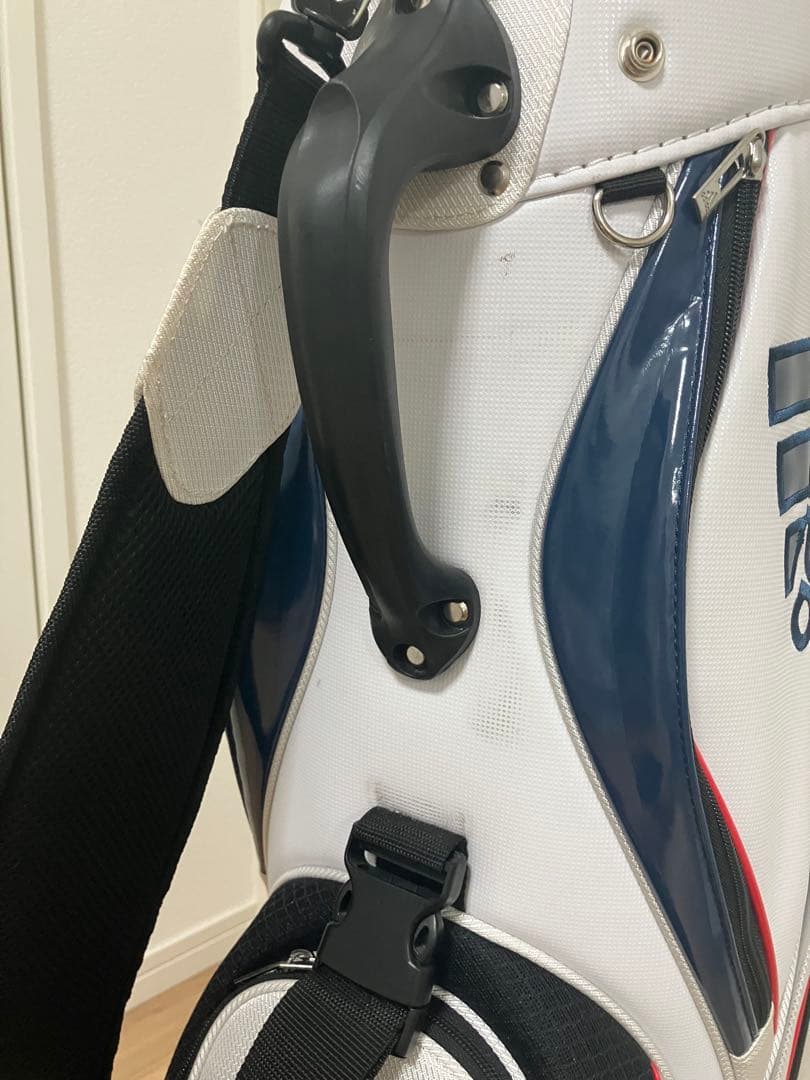 アディダス　adidas キャディーバック　９型　フードカバー付属