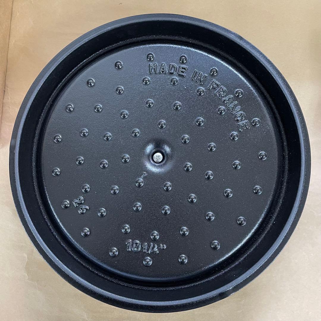 ストウブ シャロー ココット 26cm ブラック STAUB ミトンつき
